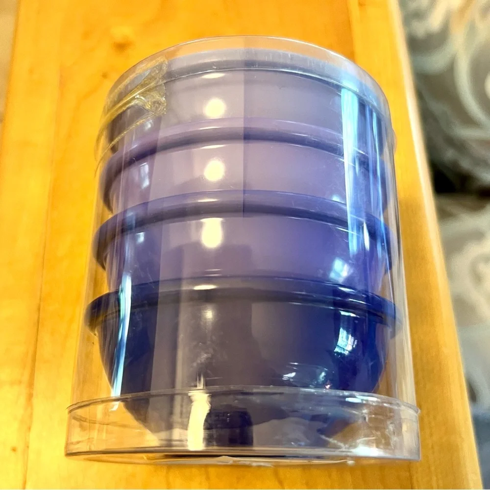 NWT-Sur La Table-Set of 4 Melamine Pinch Bowls-2.75 oz Capacity